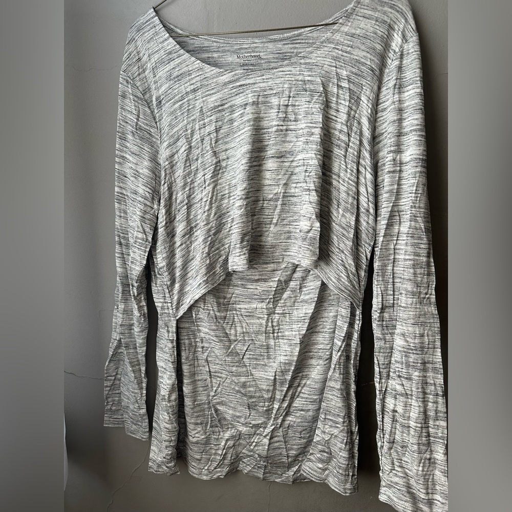 Motherhood Gray Long Sleeve Women's Nursing Top